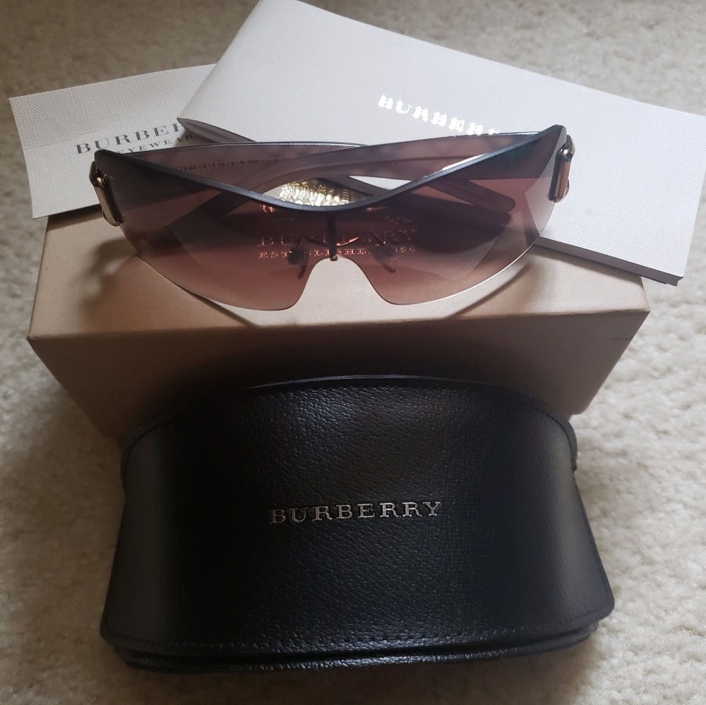 Burberry Sunglasses